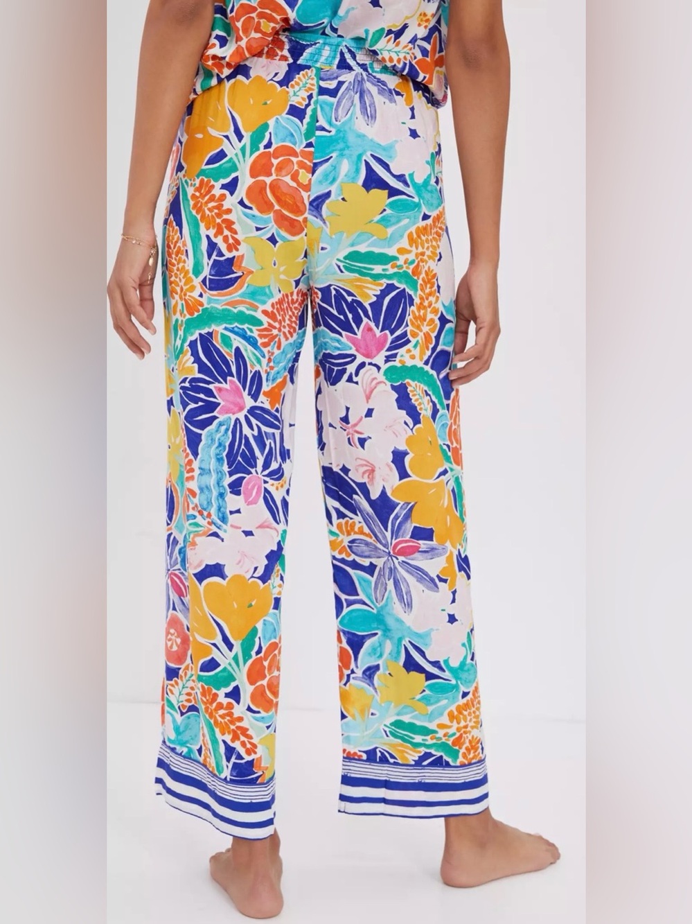 Anthropologie Sisters Gulassa Floral Pant